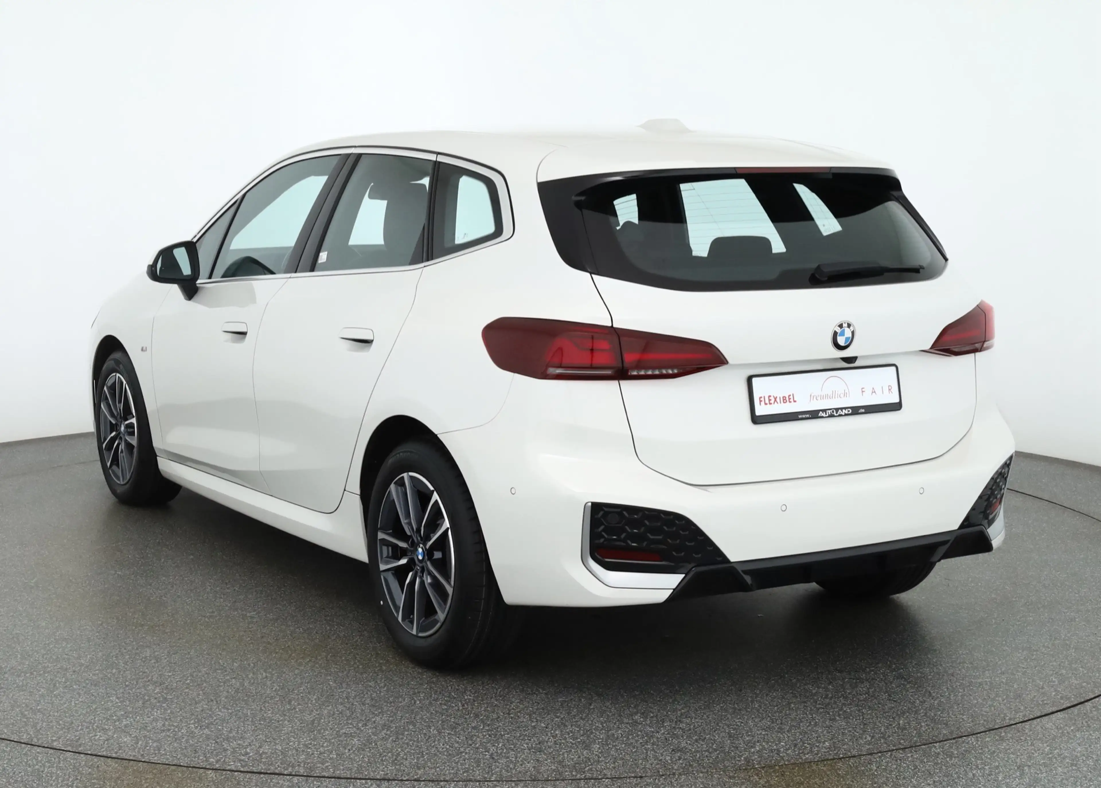 BMW 218 218i Acive Tourer M Sport LED Navi Alcantara DAB — photo 3