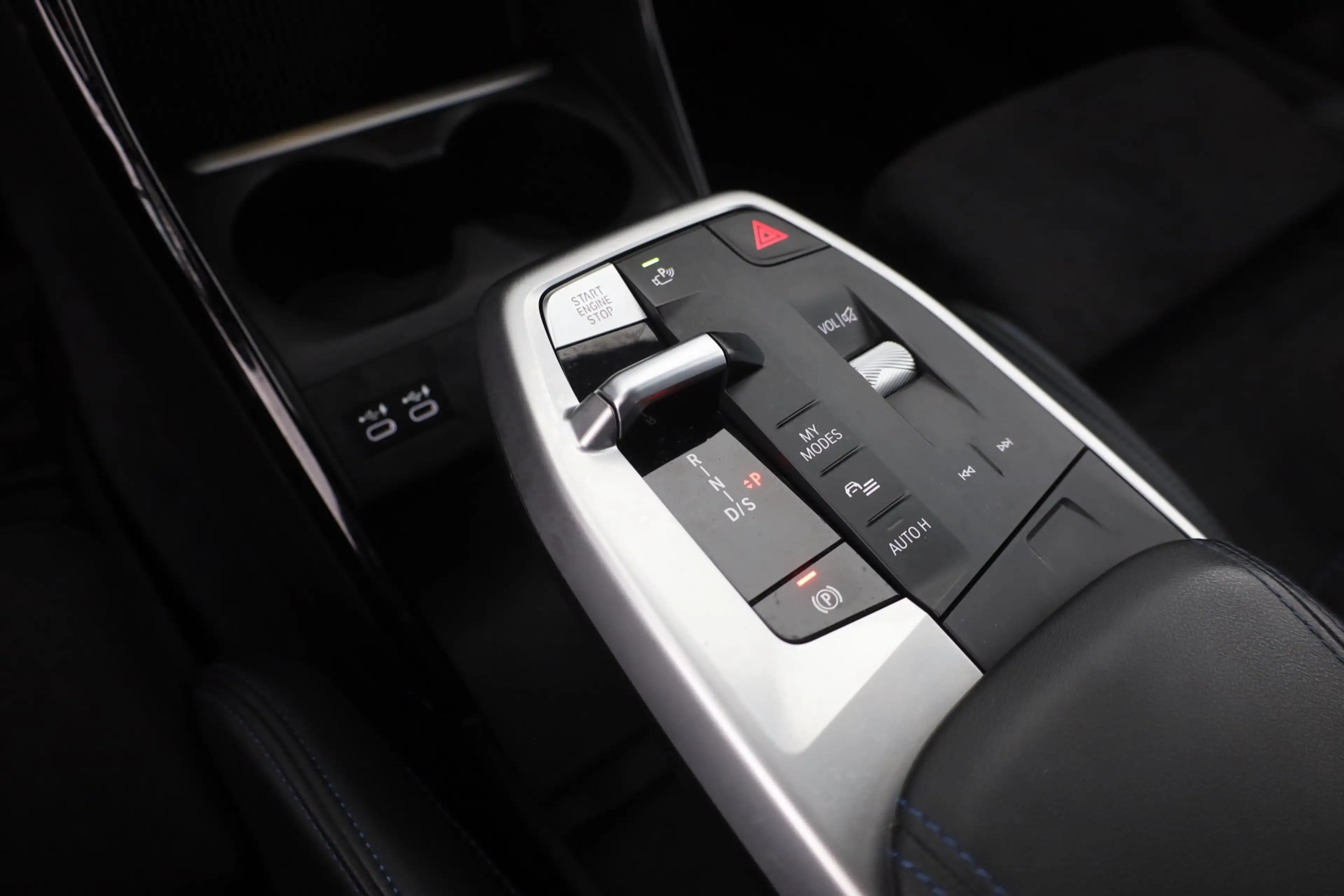 BMW 218 218i Acive Tourer M Sport LED Navi Alcantara DAB — photo 17