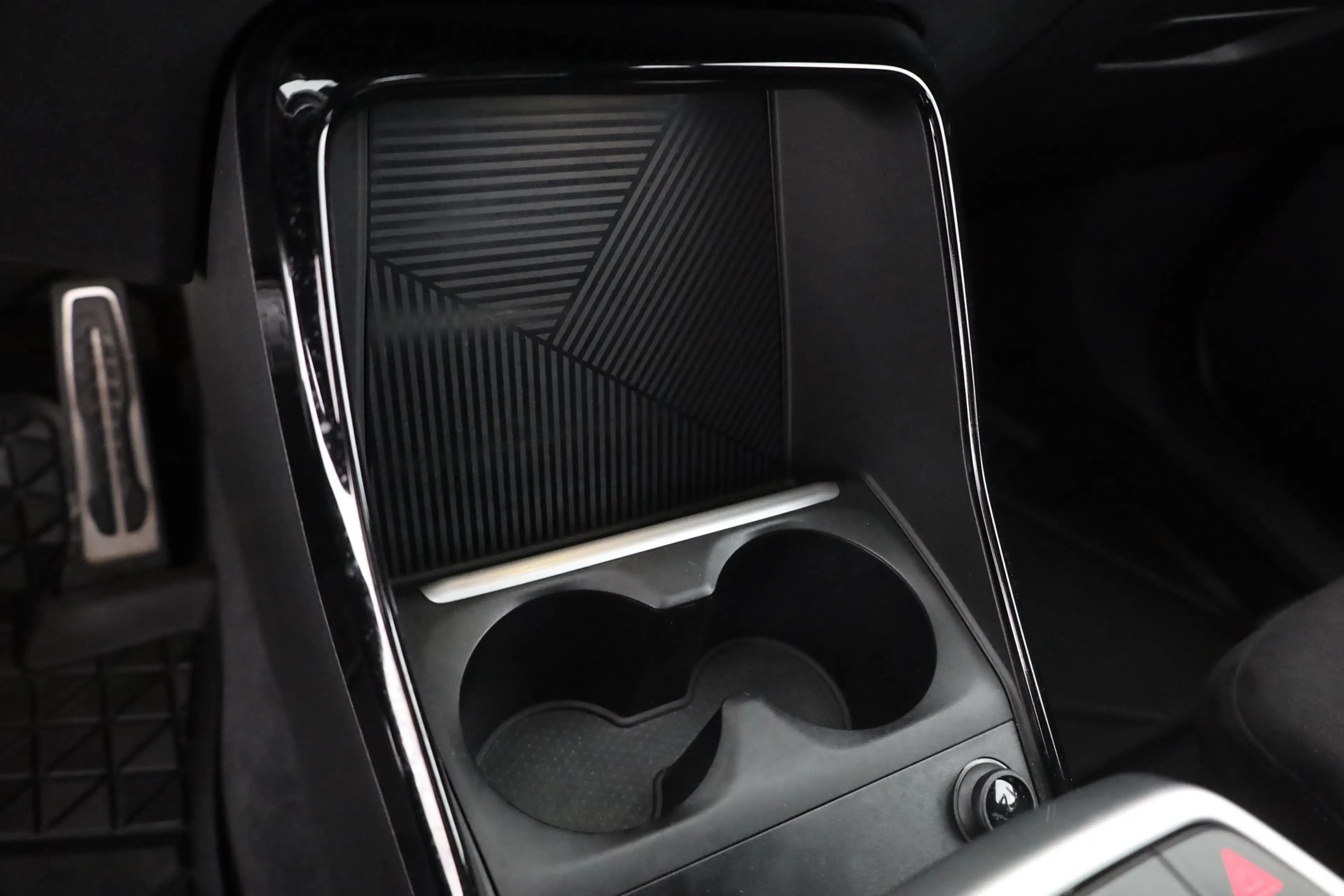BMW 218 218i Acive Tourer M Sport LED Navi Alcantara DAB — photo 16