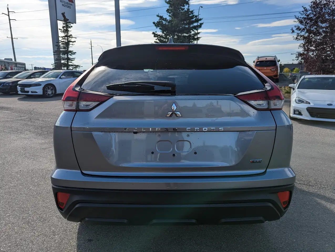 Mitsubishi Eclipse Cross снимка Mitsubishi Eclipse Cross