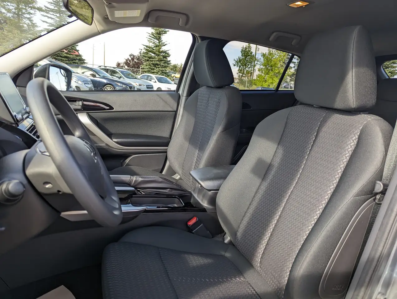 Mitsubishi Eclipse Cross снимка Mitsubishi Eclipse Cross
