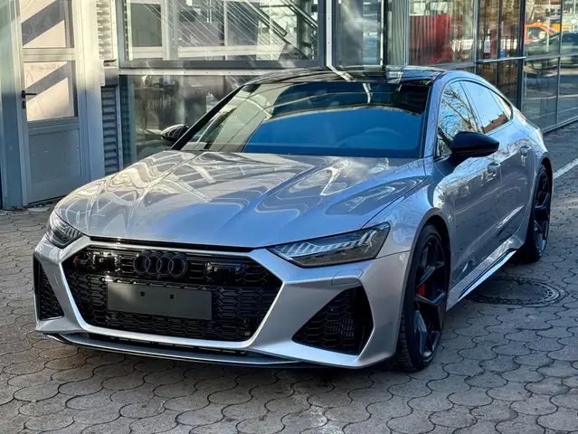 Audi RS7 RS7 Performance 305kmh Keramik Matrix B&O HUD 22"