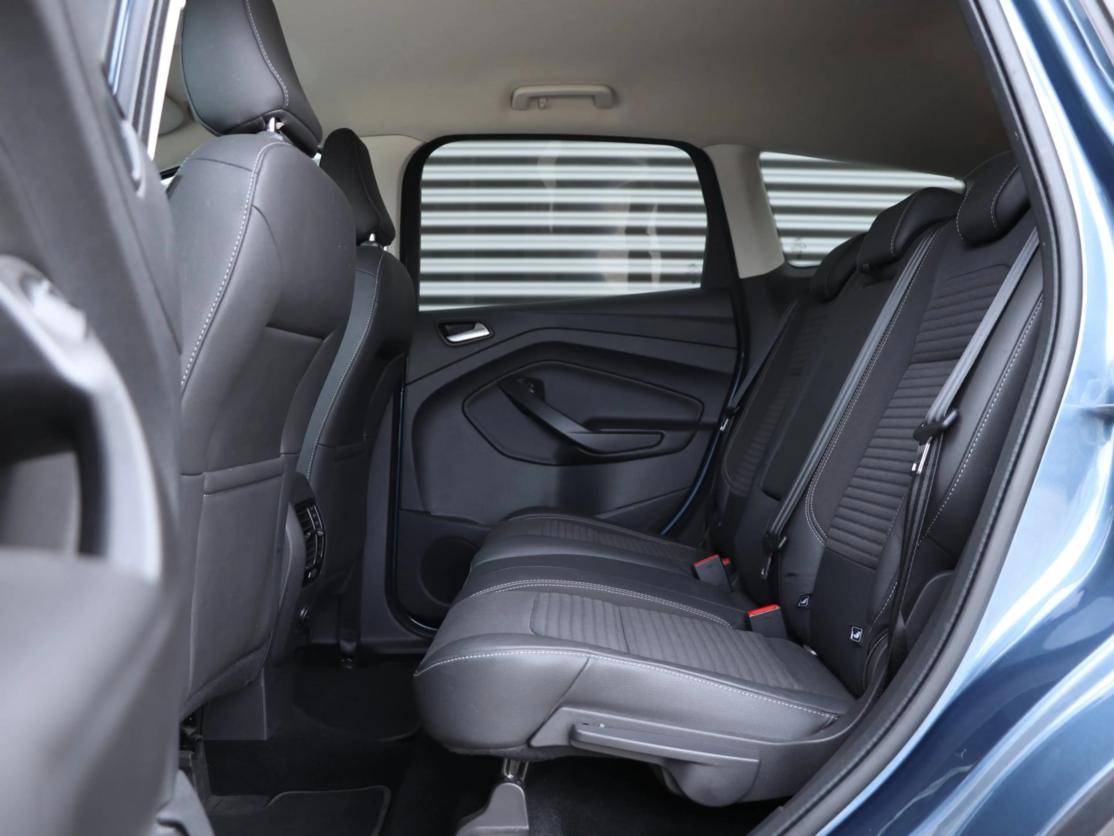 Ford Kuga 1.5 EcoBoost Titanium *Winterpack*Trekhaak* — photo 6