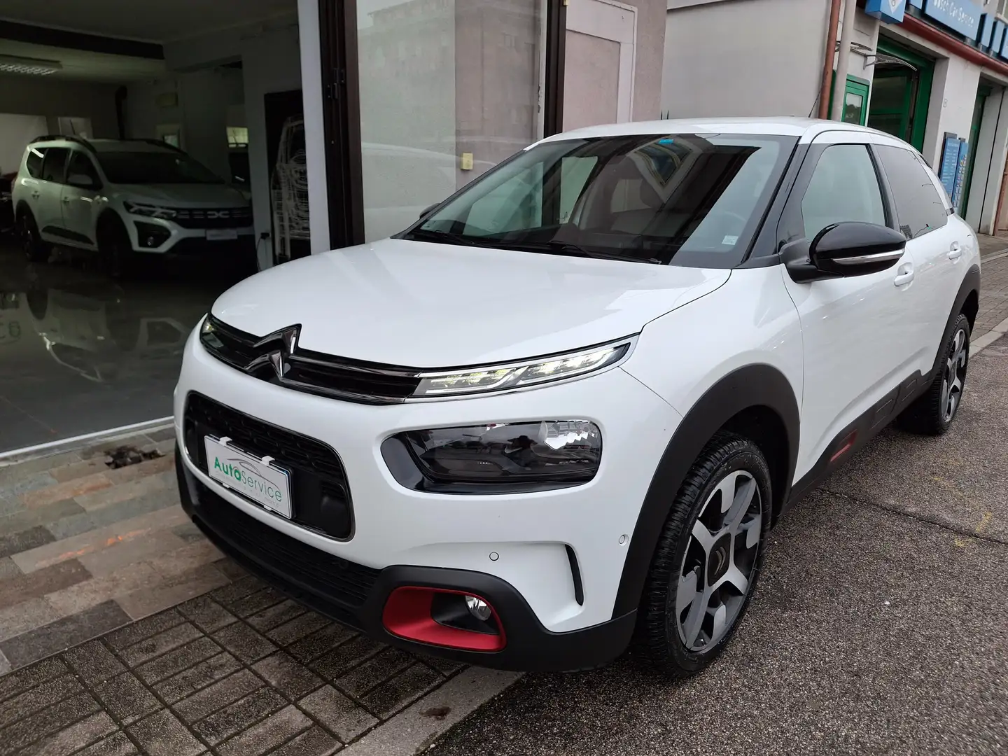 Citroen C4 Cactus 131 cv Shine Bianco - 1