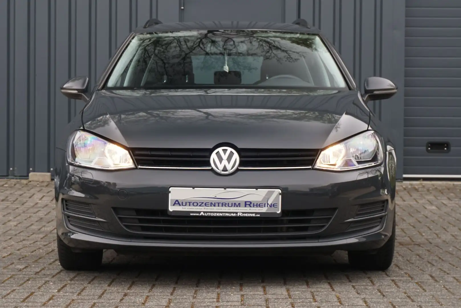 Volkswagen Golf VII Variant Trendline BMT SHZ NAVI PDC AHK Grigio - 2
