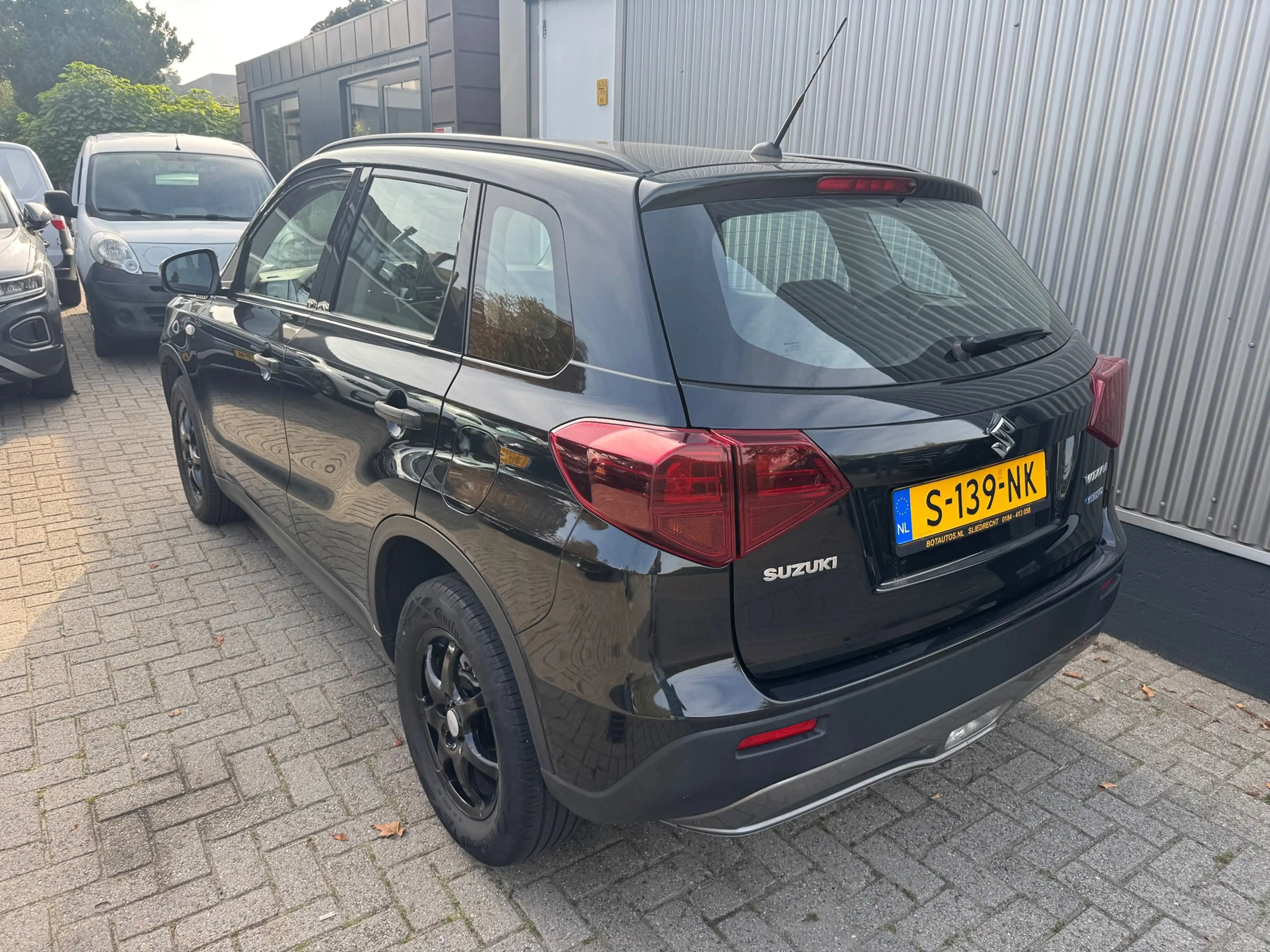 Suzuki Vitara 1.4 Boosterjet Comfort Smart Hybrid AIRCO / CRUISE — photo 4