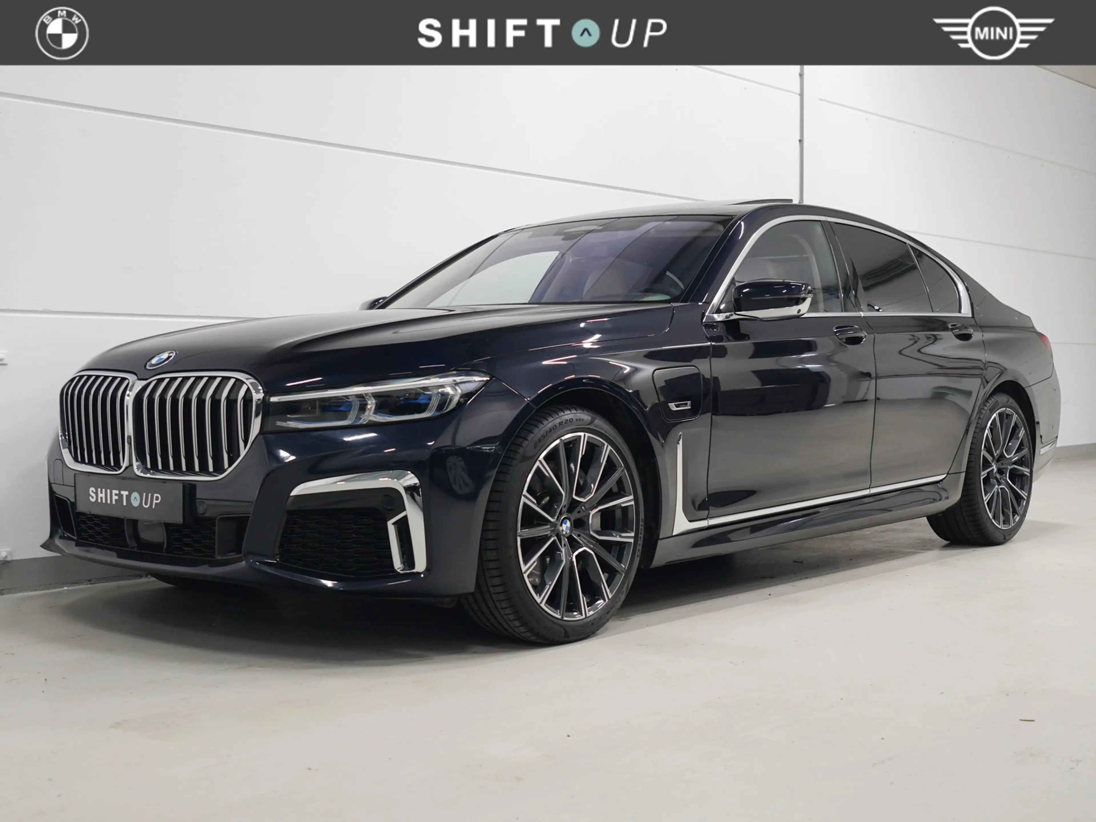 BMW 745 7-serie 745e M-Sport | Massage | TV | CoPilot