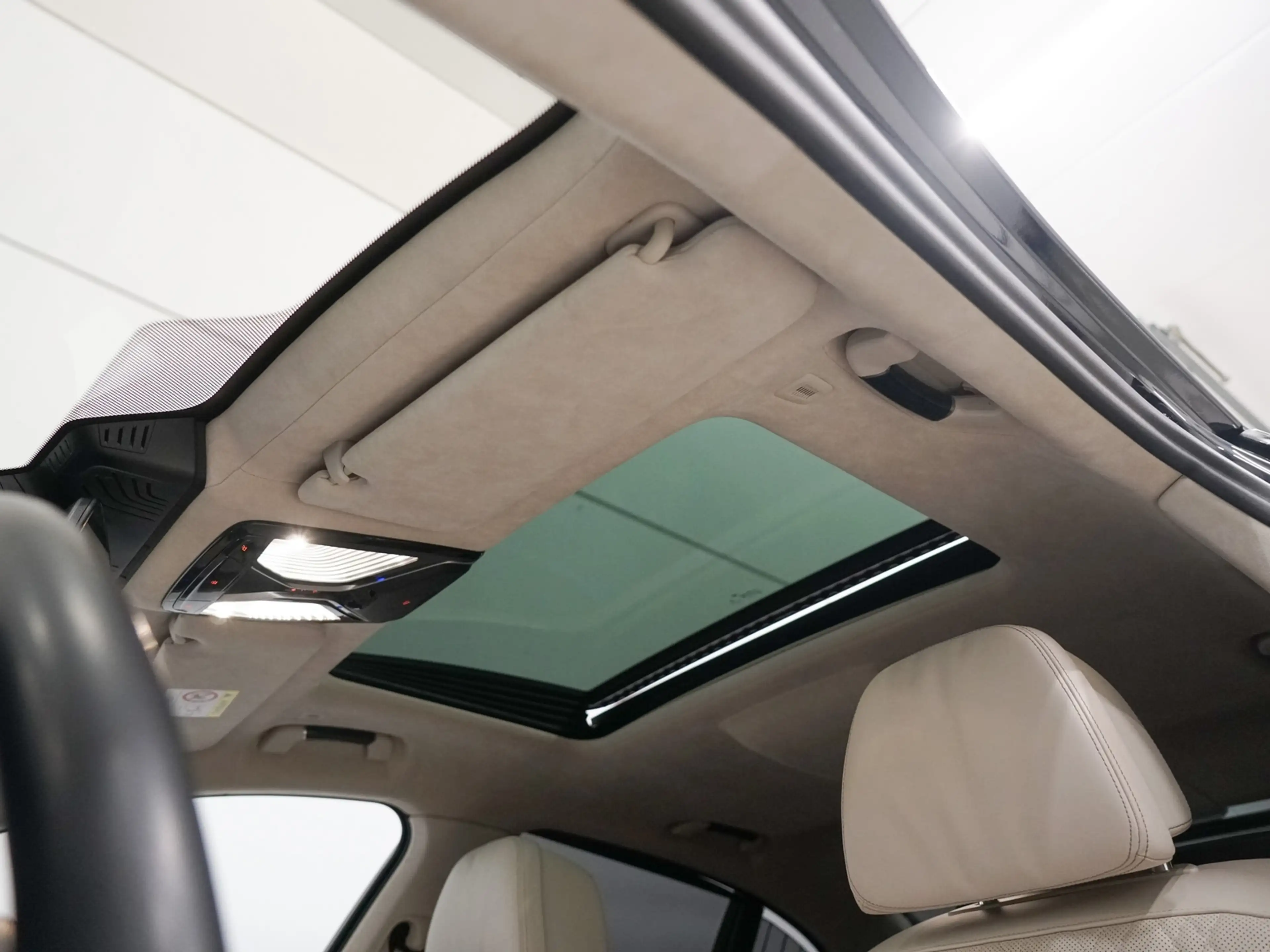 BMW 745 7-serie 745e M-Sport | Massage | TV | CoPilot — photo 32