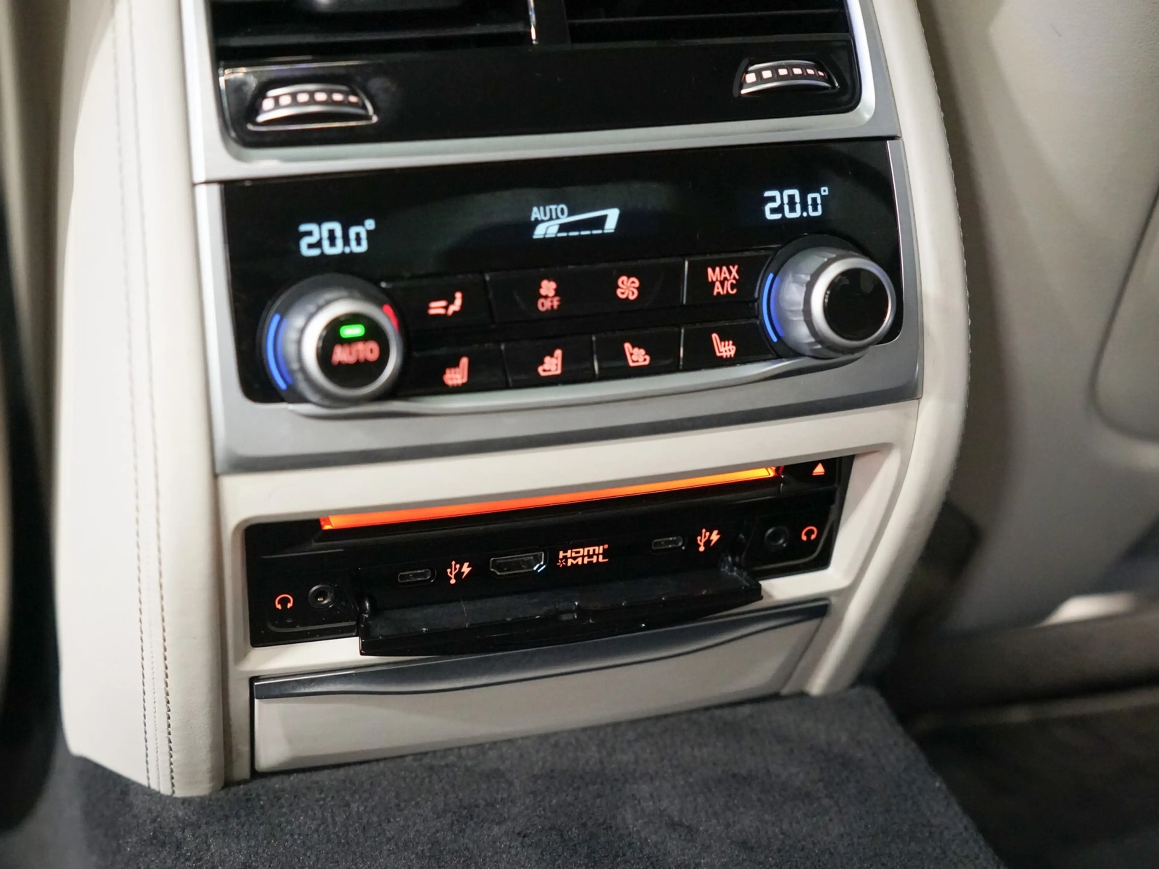 BMW 745 7-serie 745e M-Sport | Massage | TV | CoPilot — photo 44
