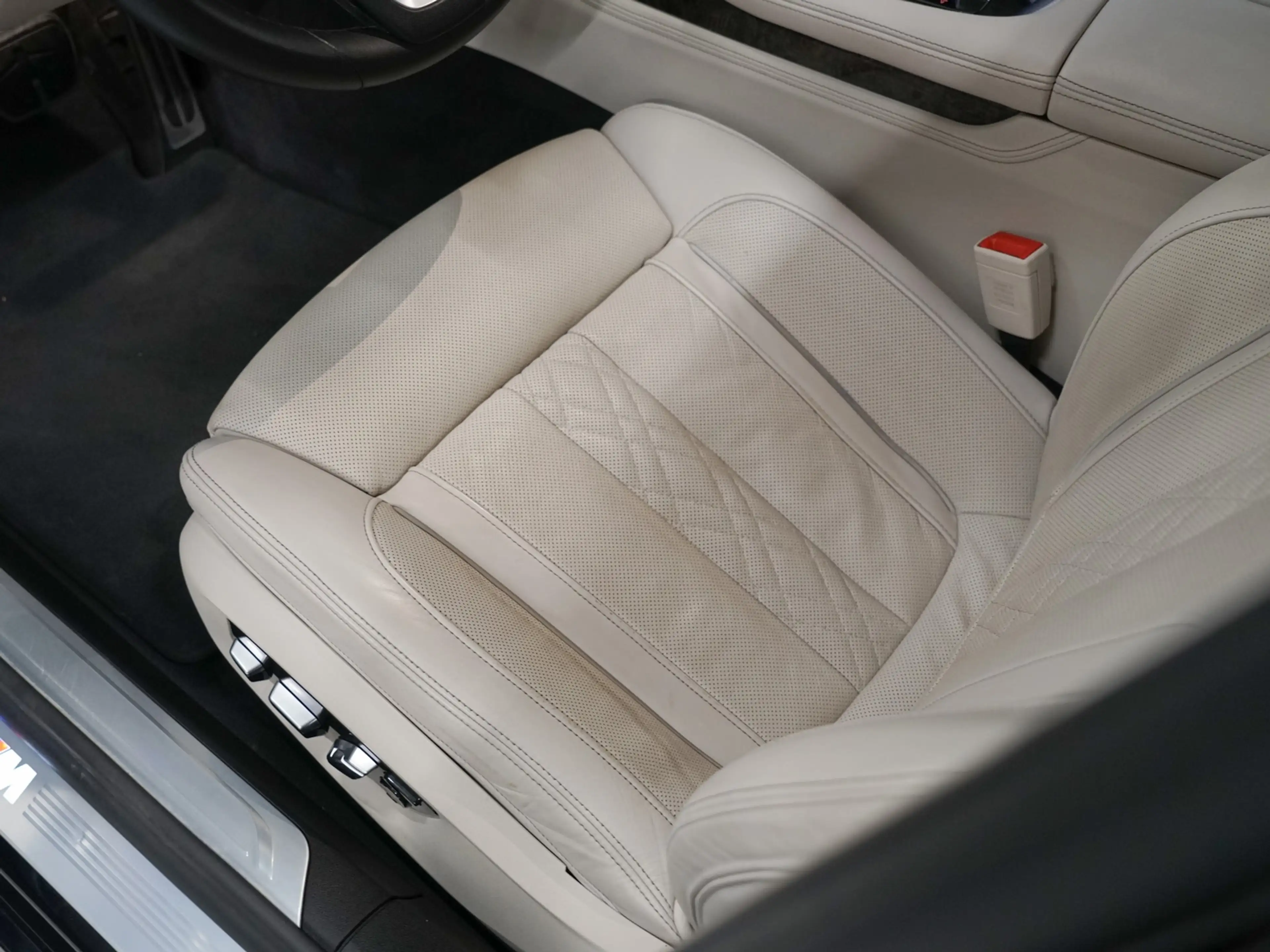BMW 745 7-serie 745e M-Sport | Massage | TV | CoPilot — photo 35