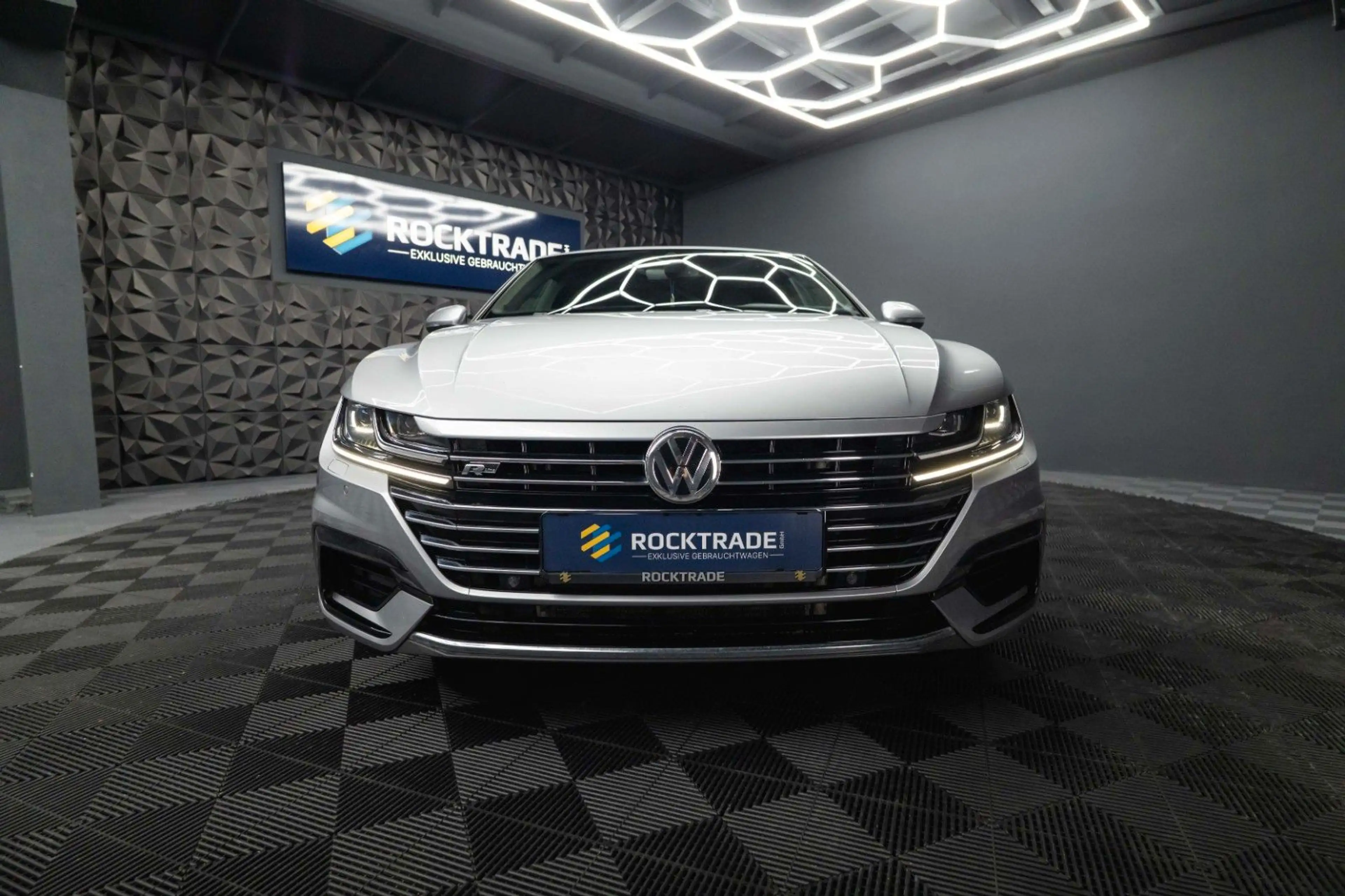 Volkswagen Arteon R-Line+ 4Motion | ACC | Massage | LED — photo 4