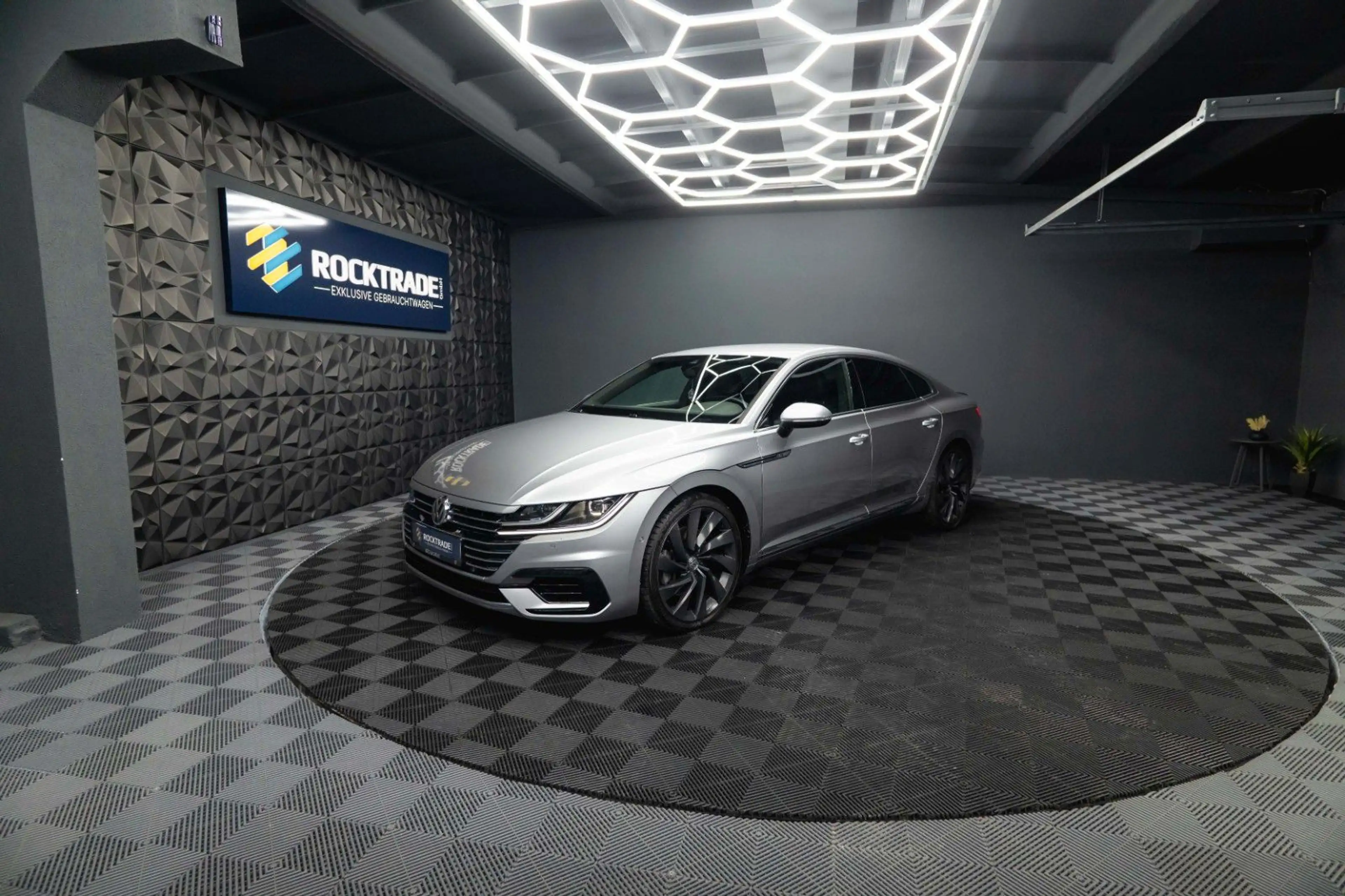 Volkswagen Arteon R-Line+ 4Motion | ACC | Massage | LED
