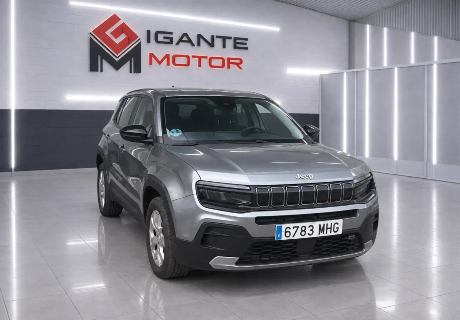 Jeep Avenger 1.2 74KW Gris - 1