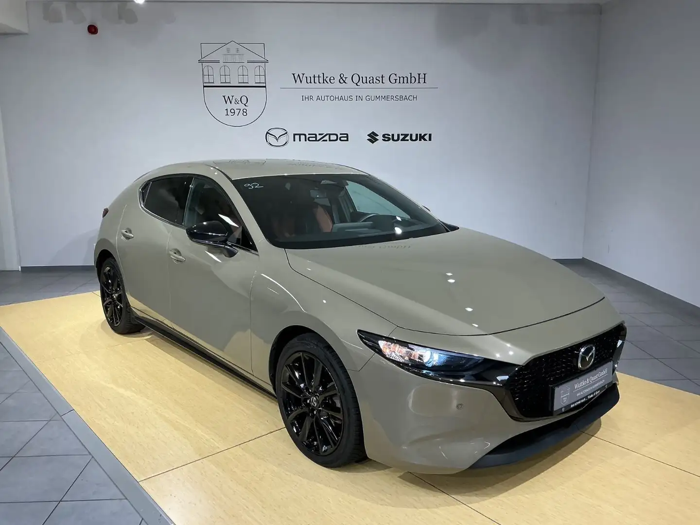 Mazda 3 Nagisa *Automatik*BOSE*LED*Carplay* Grün - 1