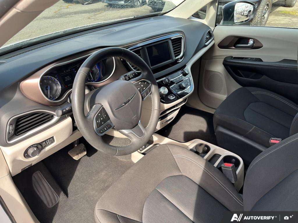 used 2024 Chrysler Grand Caravan car, priced at $32,555