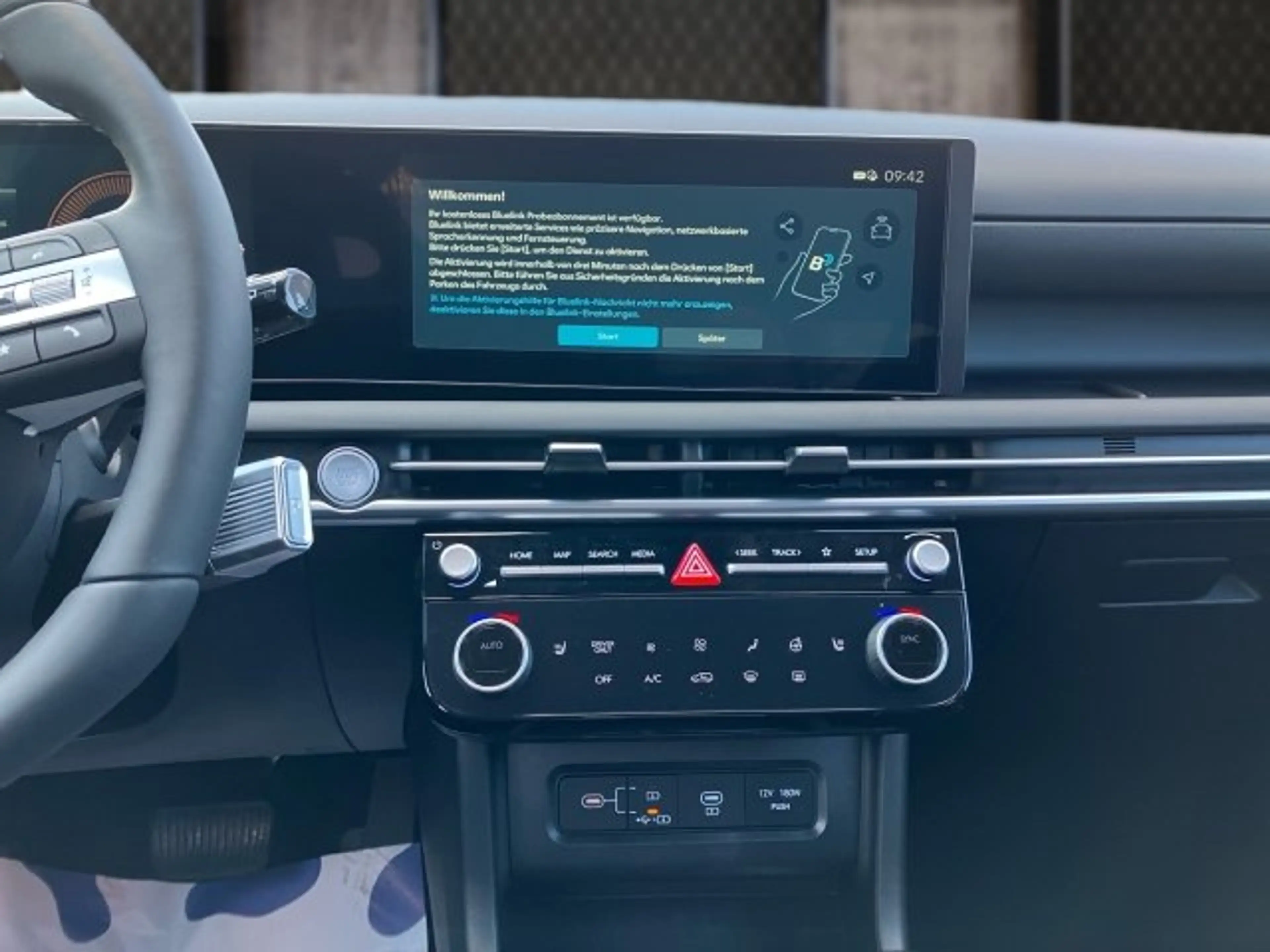 Hyundai TUCSON NX4 Jubile 1,6 T-GDi HEV 2WD AT — photo 8