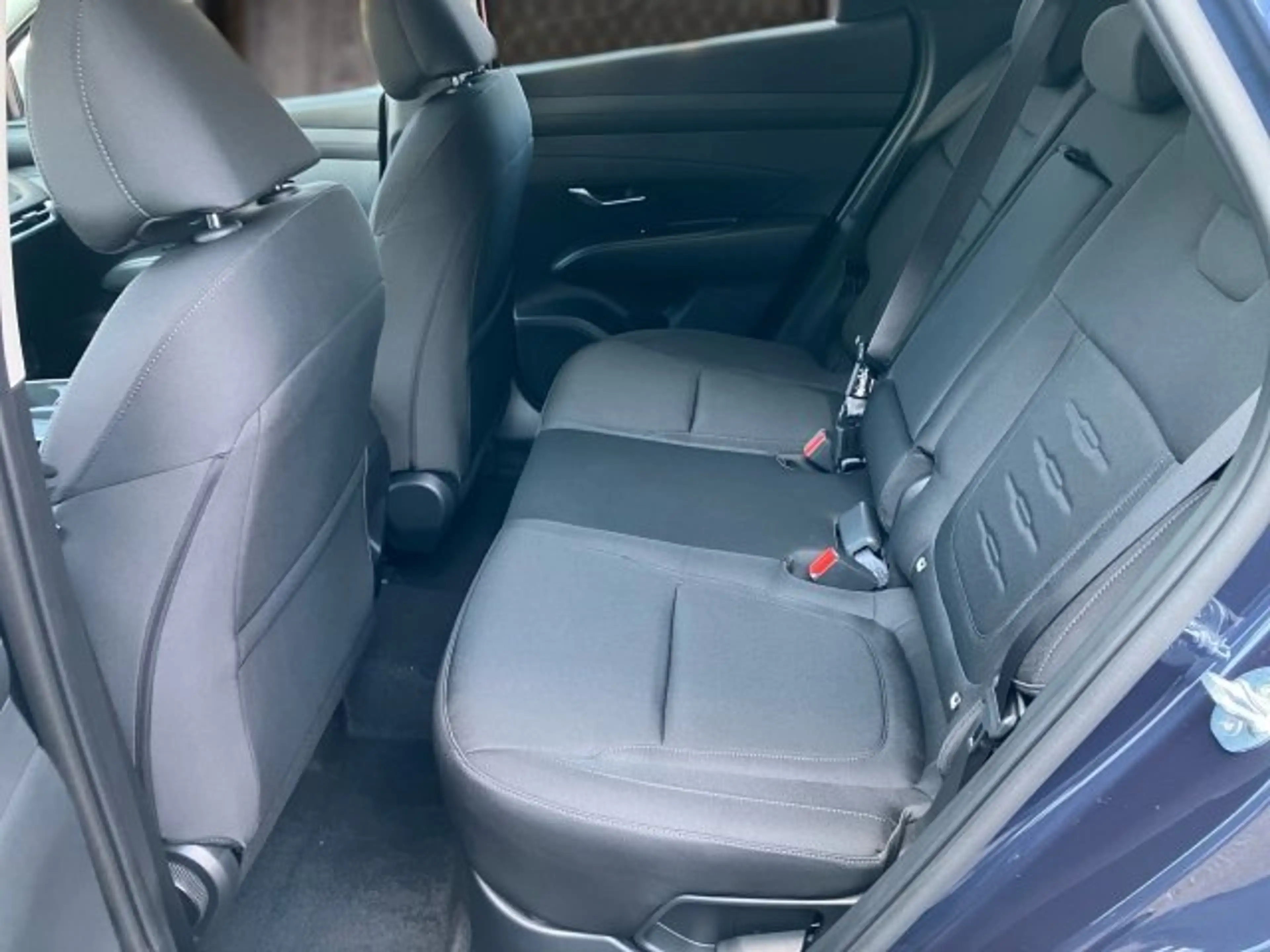 Hyundai TUCSON NX4 Jubile 1,6 T-GDi HEV 2WD AT — photo 9