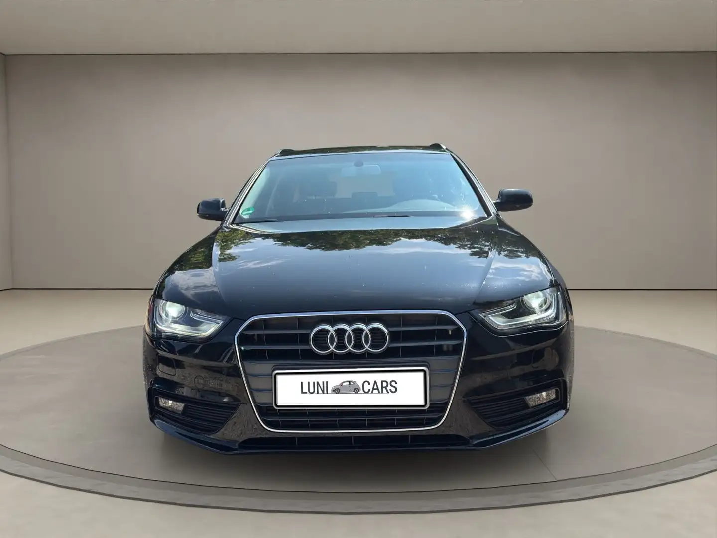 Audi A4 Avant Attraction / Xenon / PDC / SHZ Noir - 2