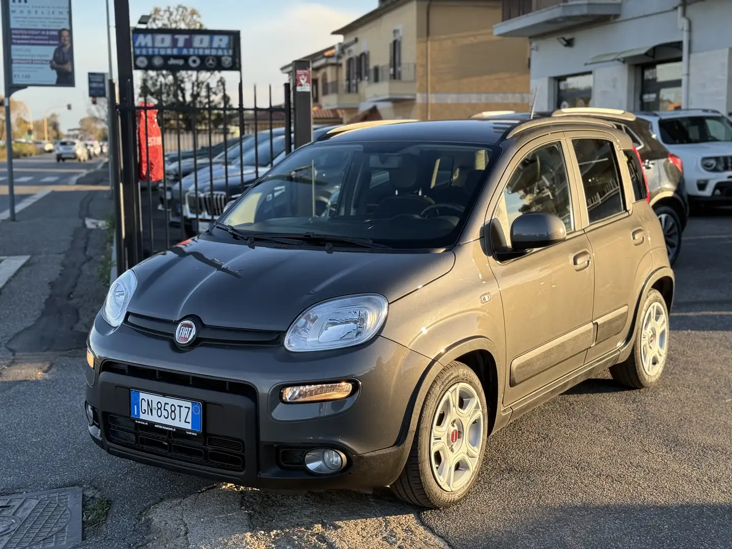 Fiat Panda 1.0 firefly hybrid CITY LIFE UFF. ITA Gris - 1