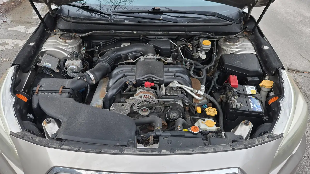 Subaru Legacy снимка Subaru Legacy
