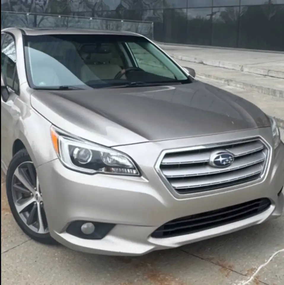 Subaru Legacy снимка Subaru Legacy