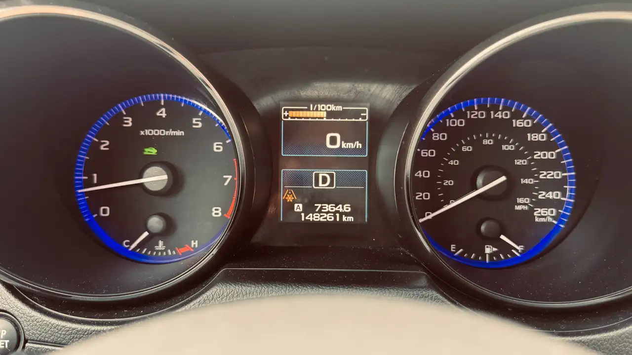 Subaru Legacy снимка Subaru Legacy