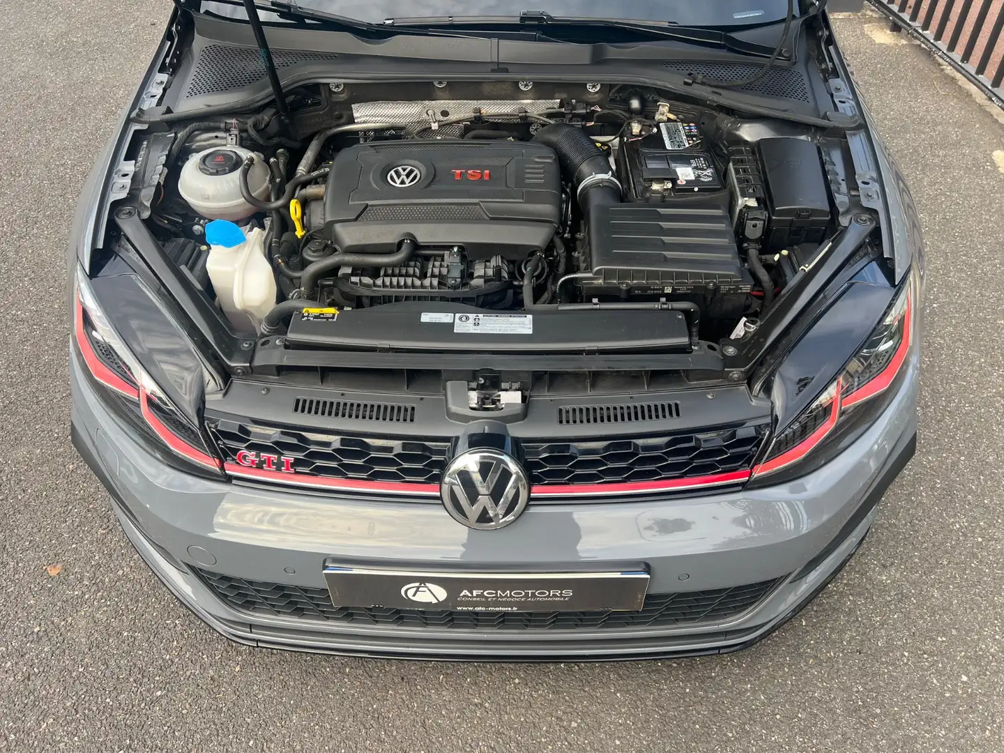 Volkswagen Golf GTI TCR 290 Ch DSG Gris - 1