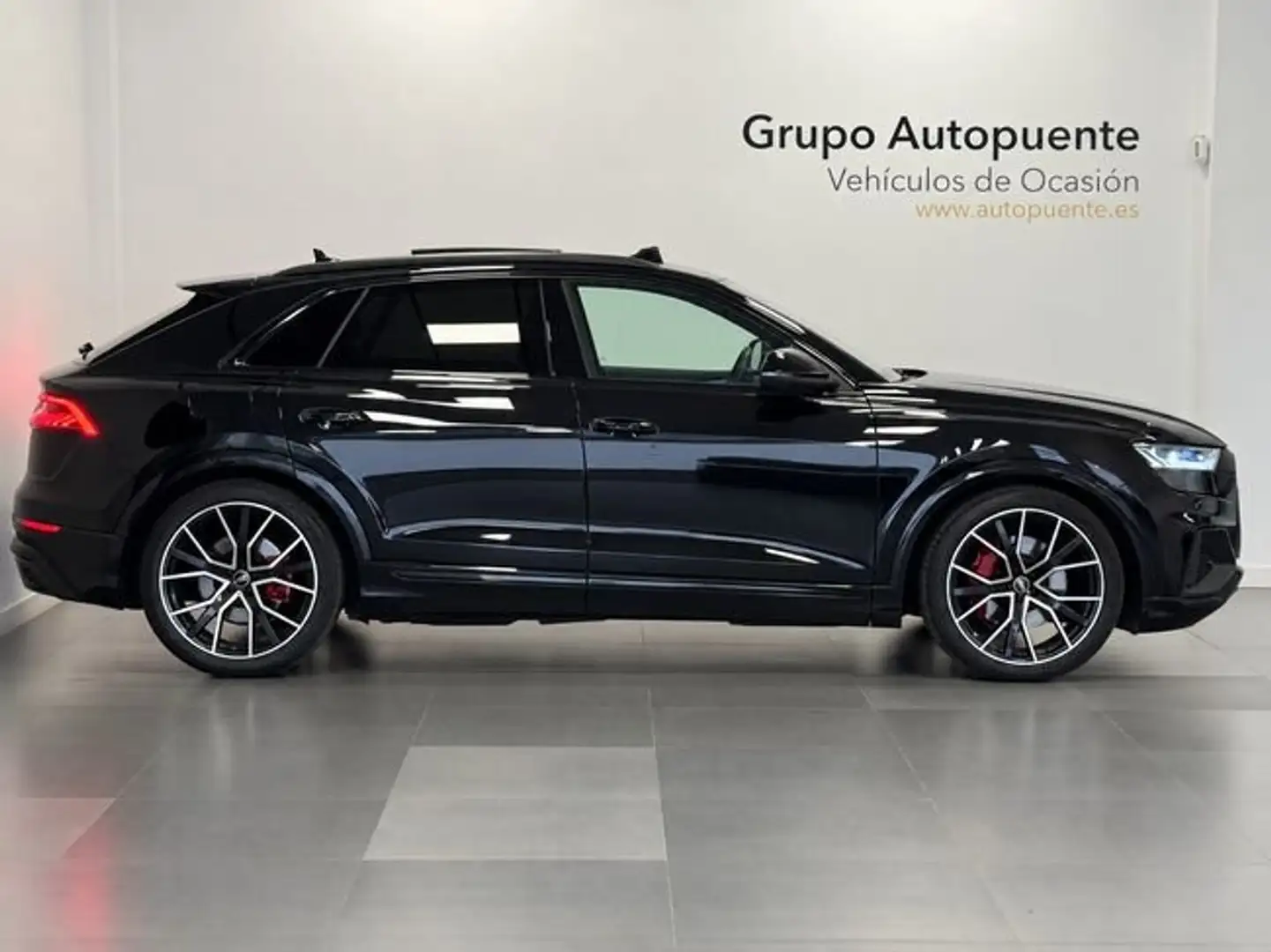 Audi Q8 QUATTRO Negro - 2