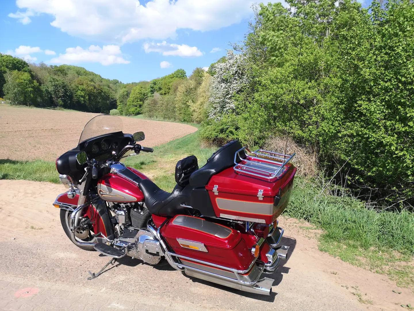 Harley-Davidson Electra Glide FLT bis 27.07.25 Czerwony - 2
