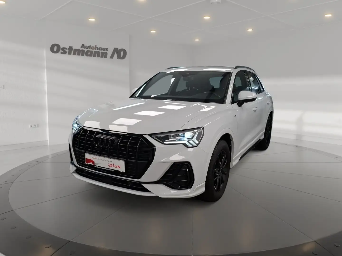 Audi Q3 35 1.5 TFSI S-Line 2xKlima ACC AHK AUT Kam. Weiß - 2