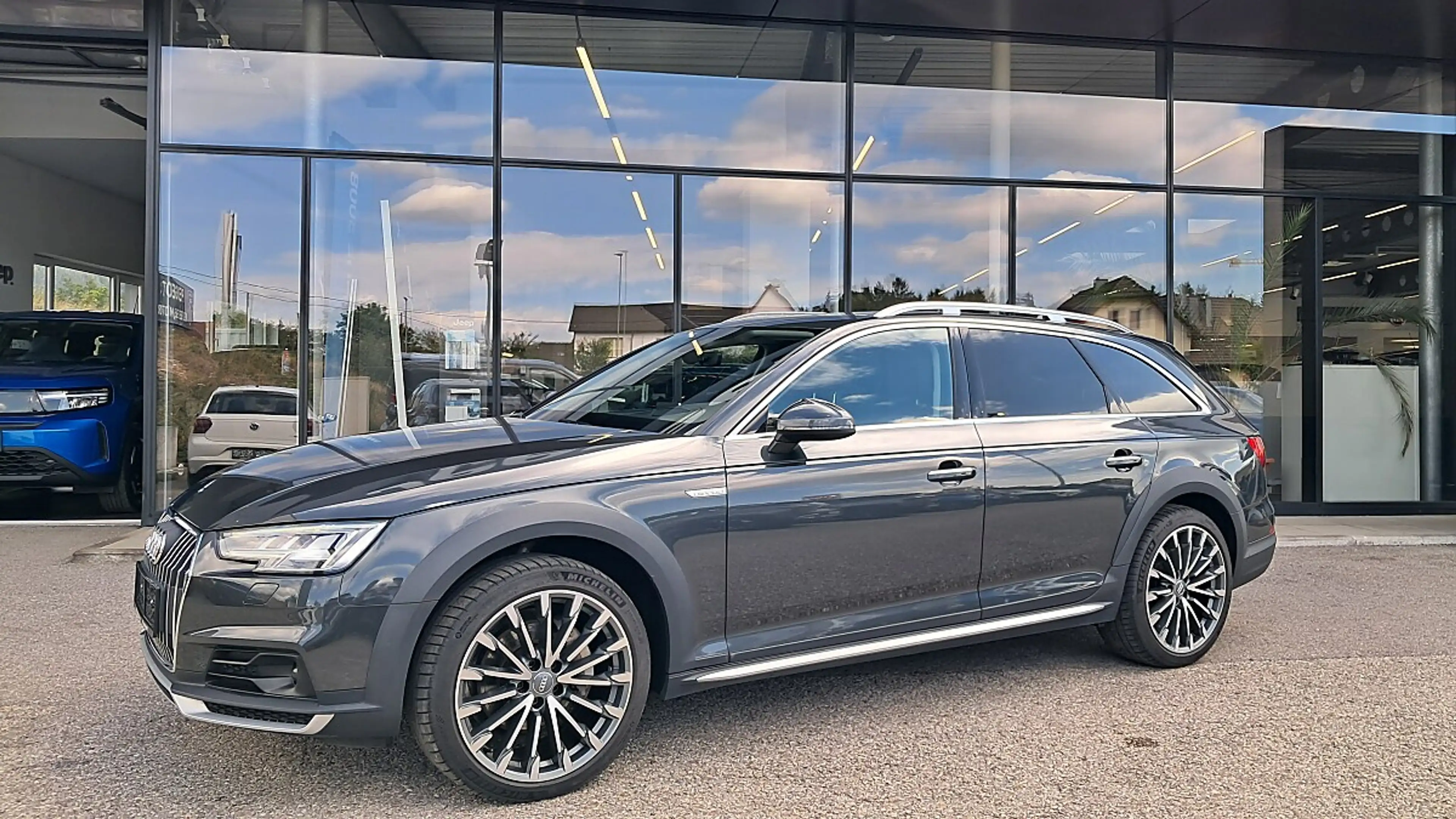 Audi A4 allroad A4 Allroad quattro 3,0 TDI quattro S-tronic — photo 2