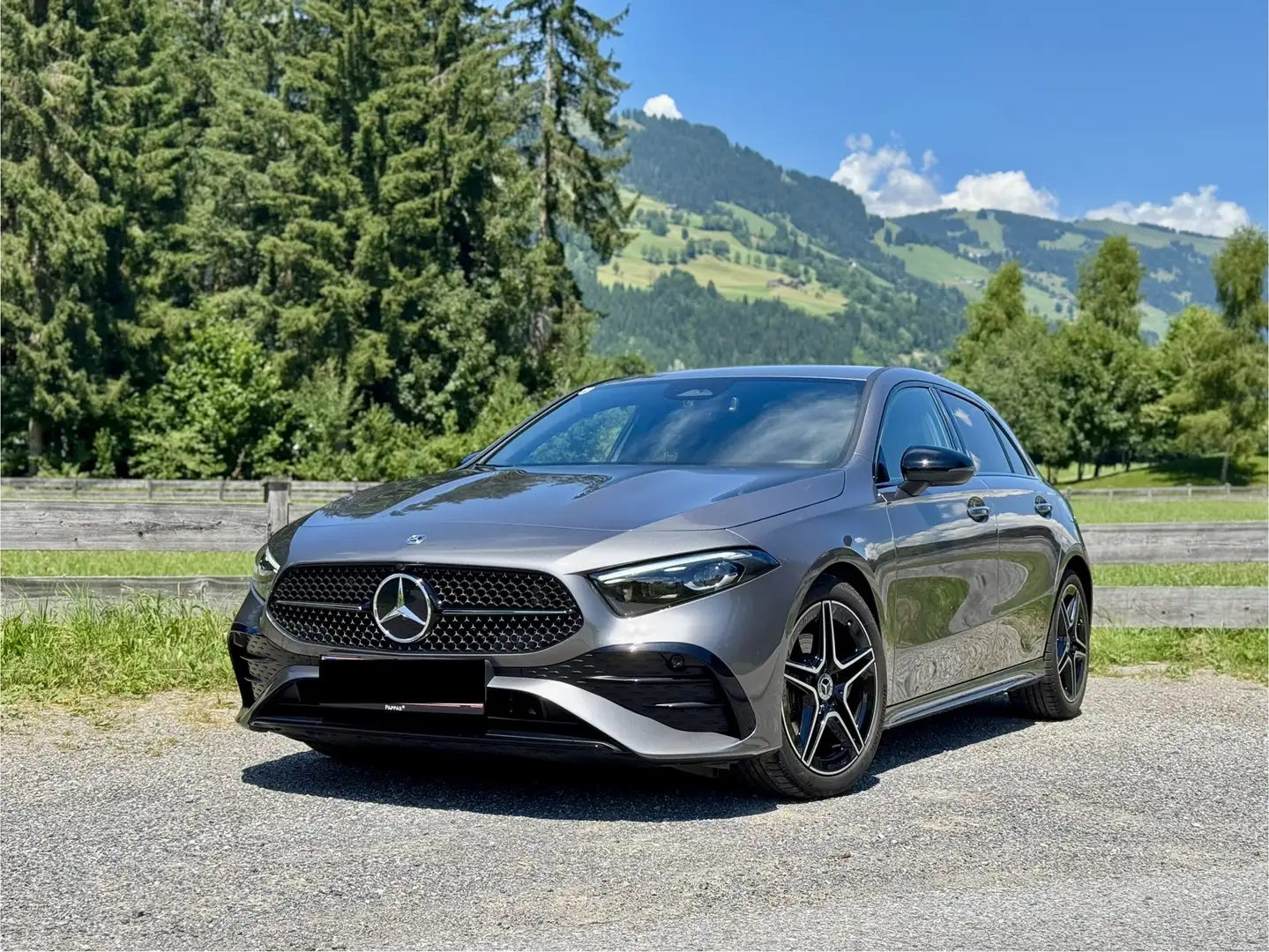 Mercedes-Benz A 180 AMG-LINE AUT. *Premium*Multi-Beam* - 1