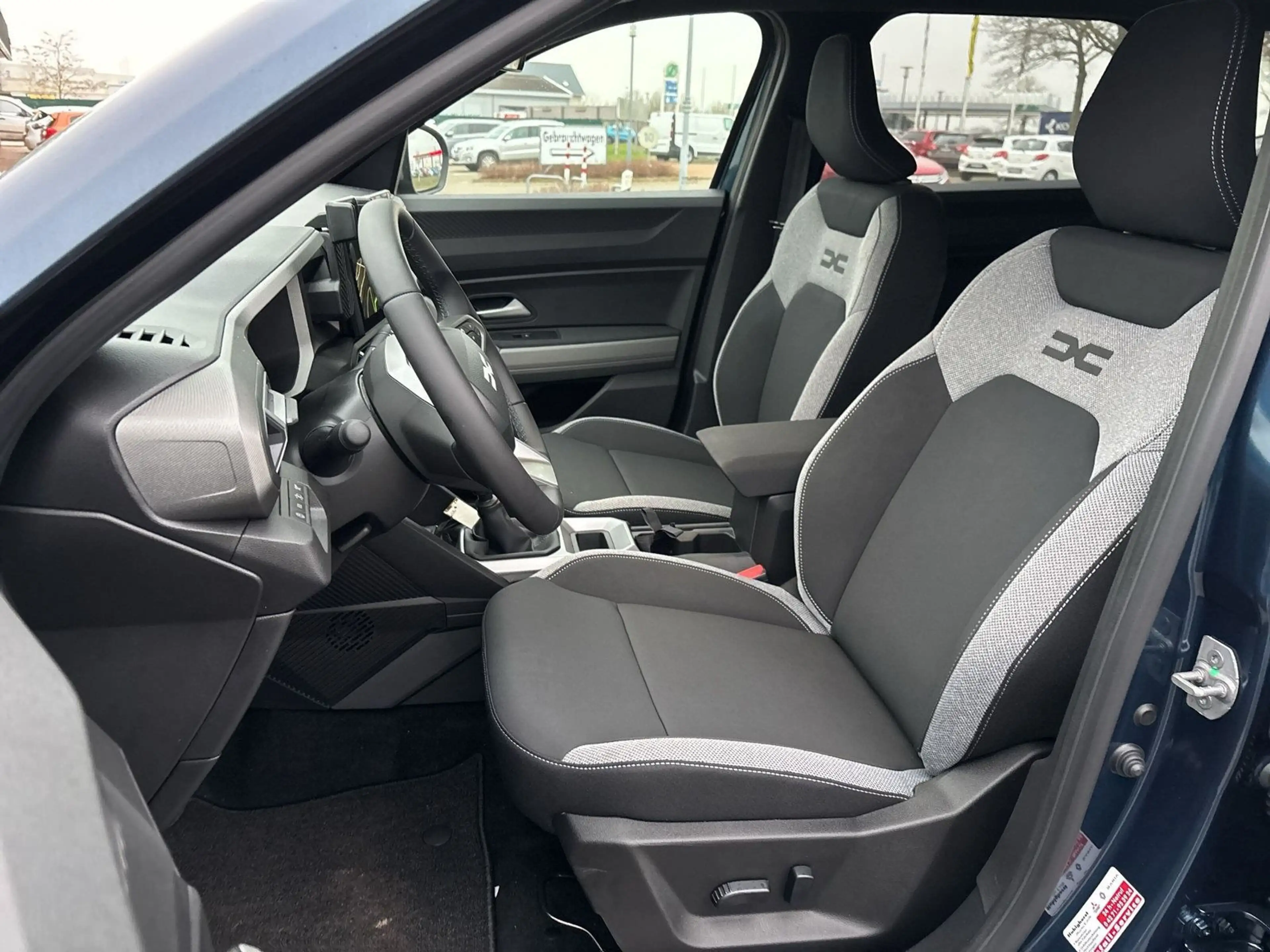 Dacia Bigster Journey ECO-G 140*Panoramadach*City-Pake — photo 6