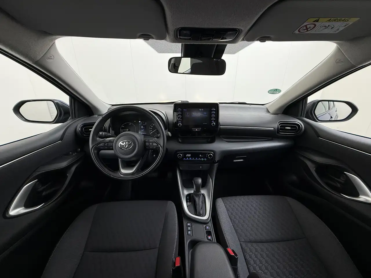 Toyota Yaris 1.5 Hybrid AUT. Camera Adap.Cruise Apple Carplay A, миниатюра 3