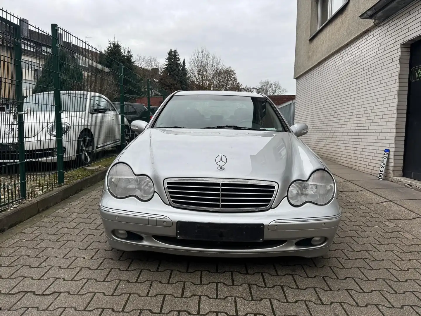 Mercedes-Benz C 270 C Limousine C 270 CDI TÜV NEU*AHK Silber - 2
