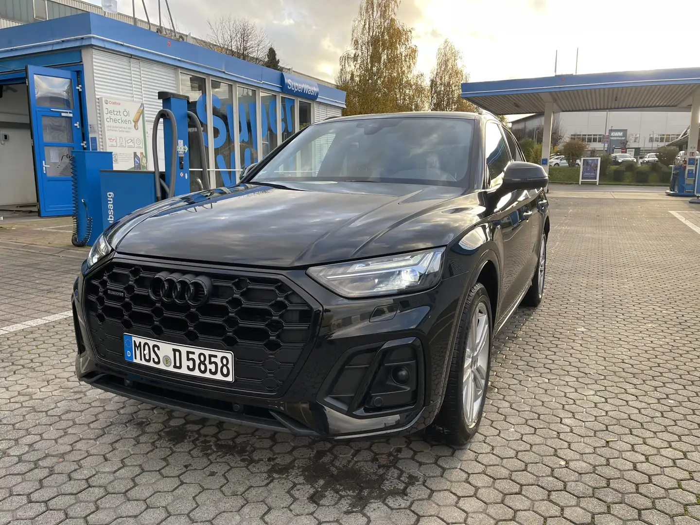 Audi Q5 45 TFSI quattro S line Schwarz - 1