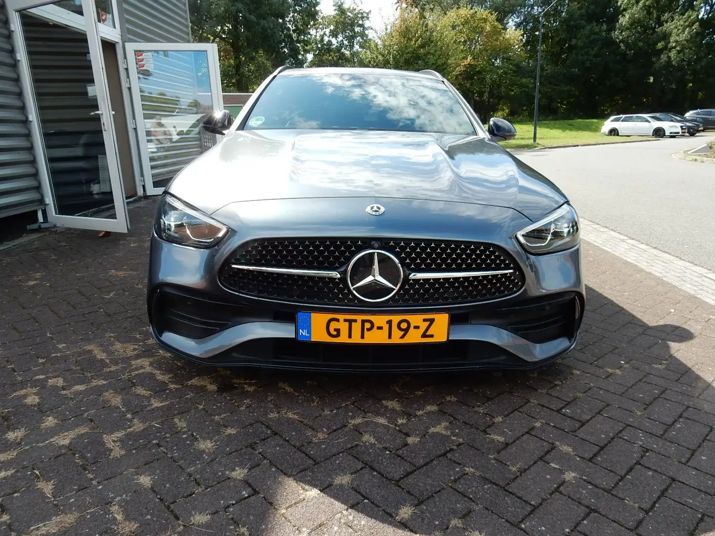 Mercedes-Benz C 200 Estate AMG LINE*LED VERL*LEDER*360 CAM*NAVI* Gris - 2