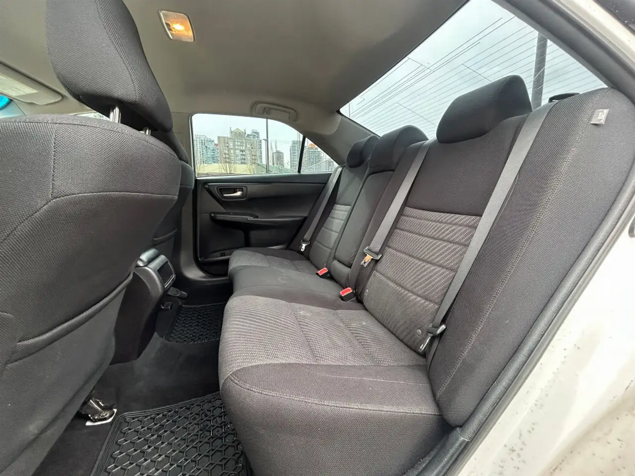 Toyota Camry снимка Toyota Camry