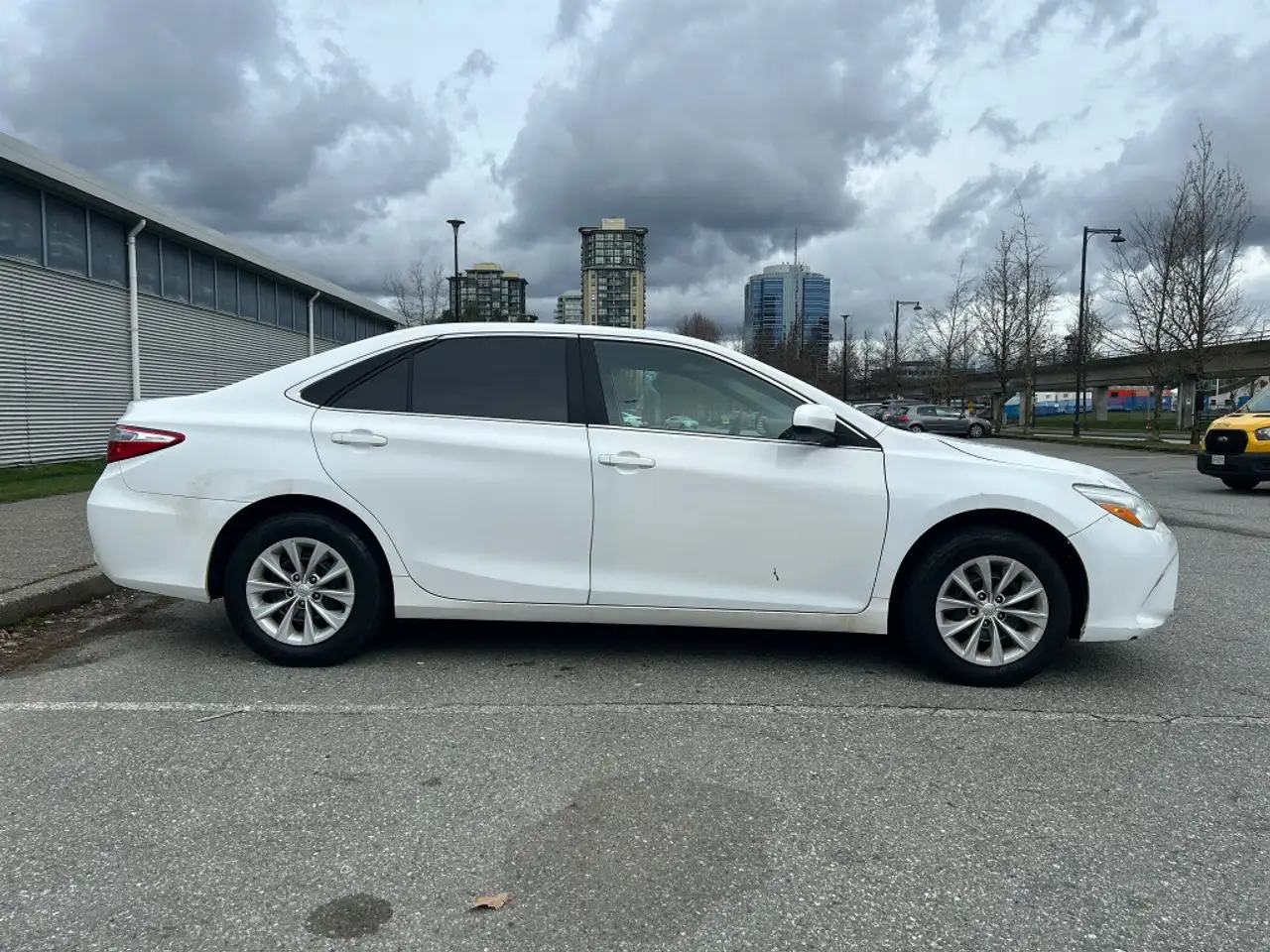 Toyota Camry снимка Toyota Camry