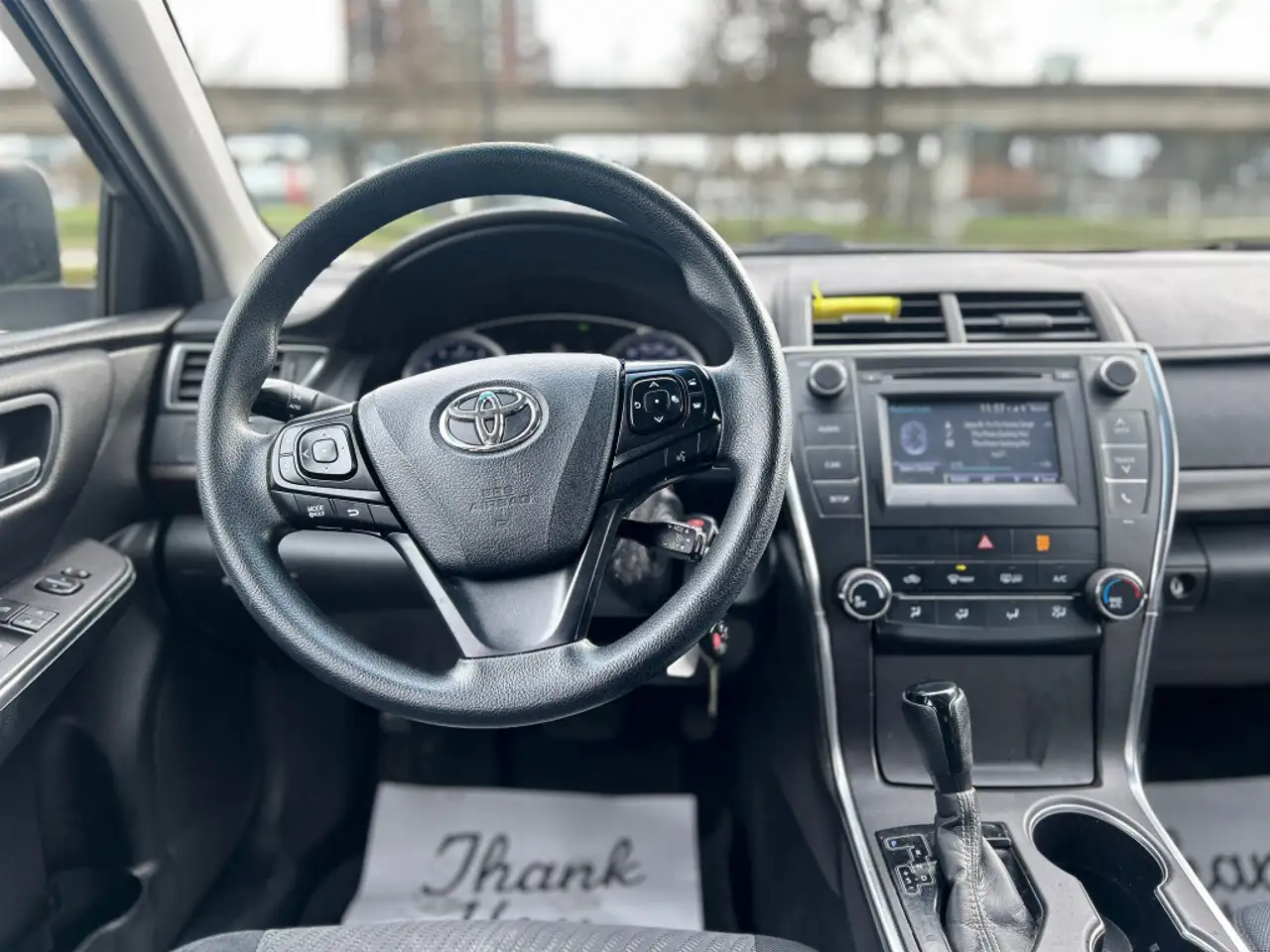 Toyota Camry снимка Toyota Camry
