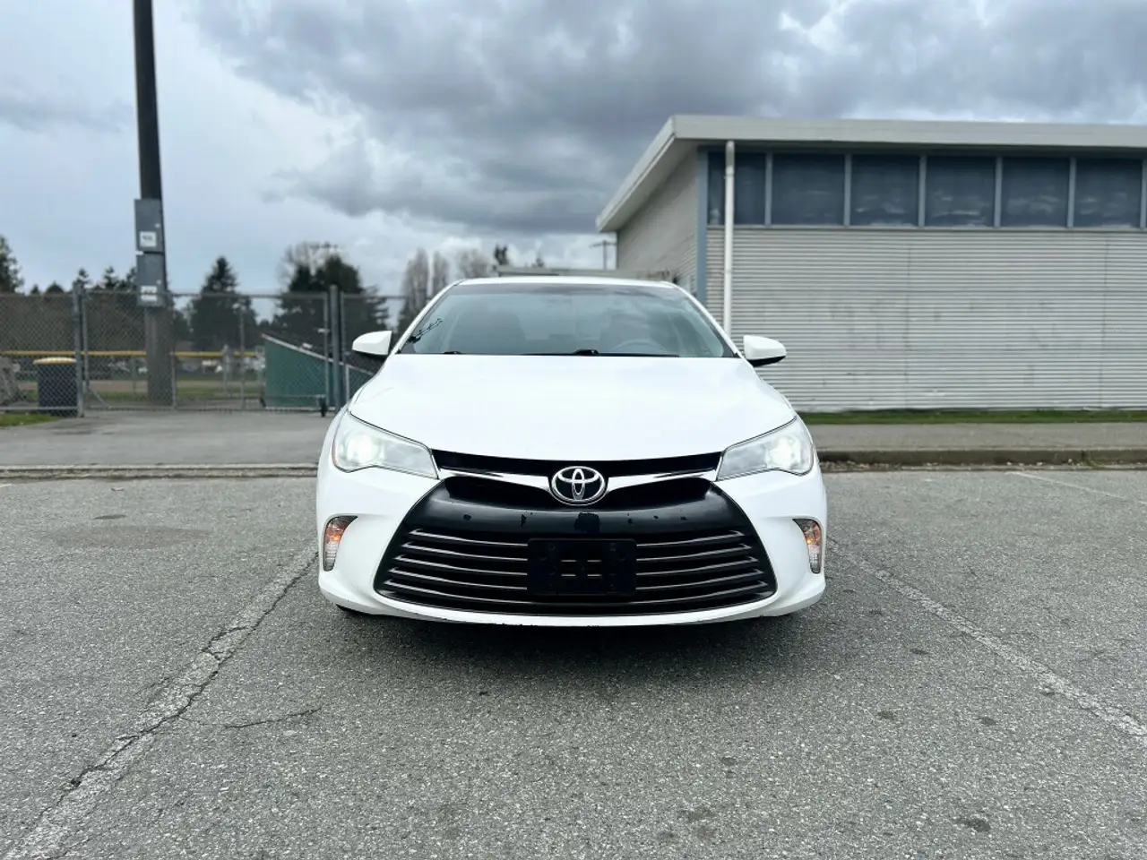 Toyota Camry снимка Toyota Camry