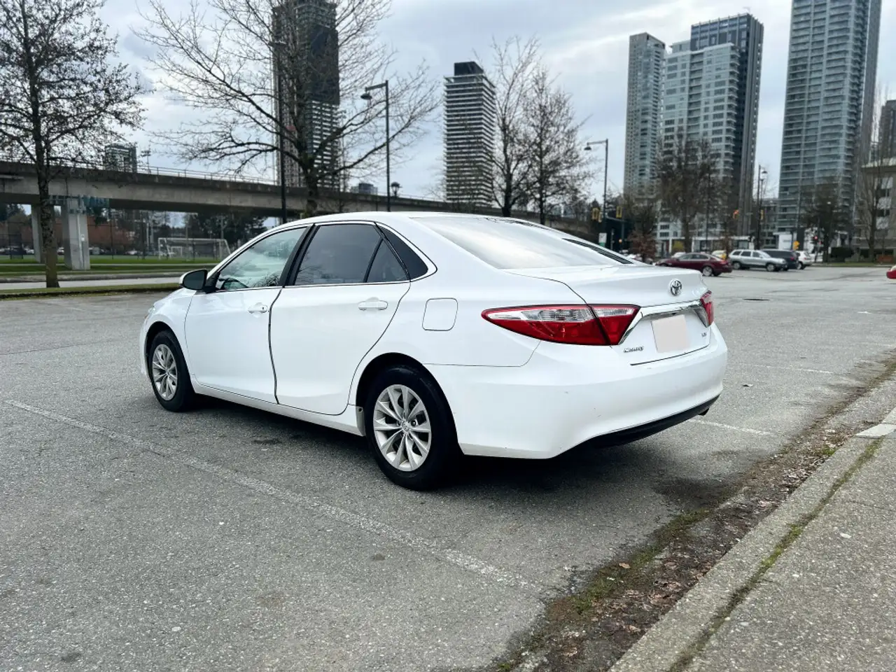 Toyota Camry снимка Toyota Camry