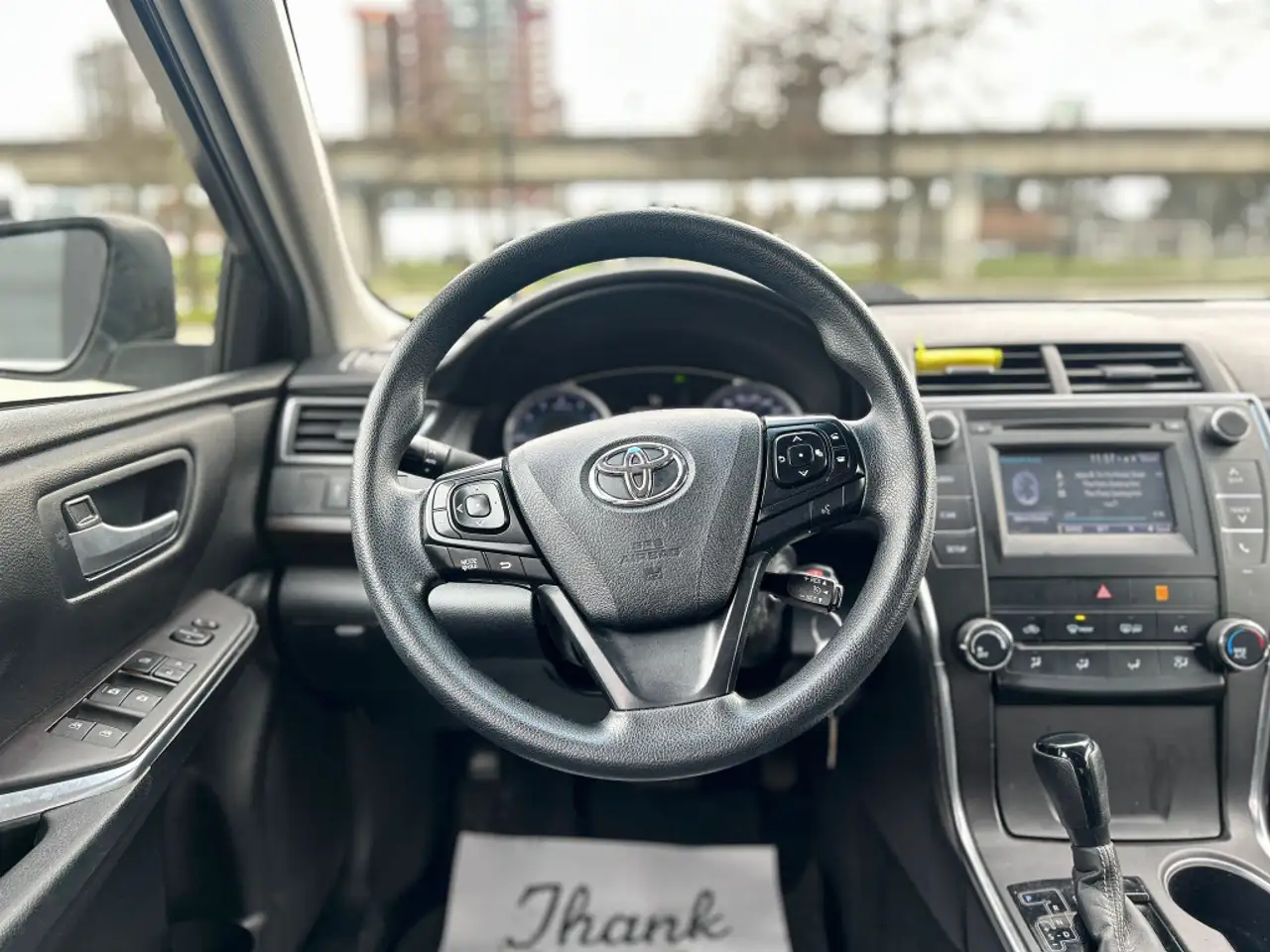 Toyota Camry снимка Toyota Camry