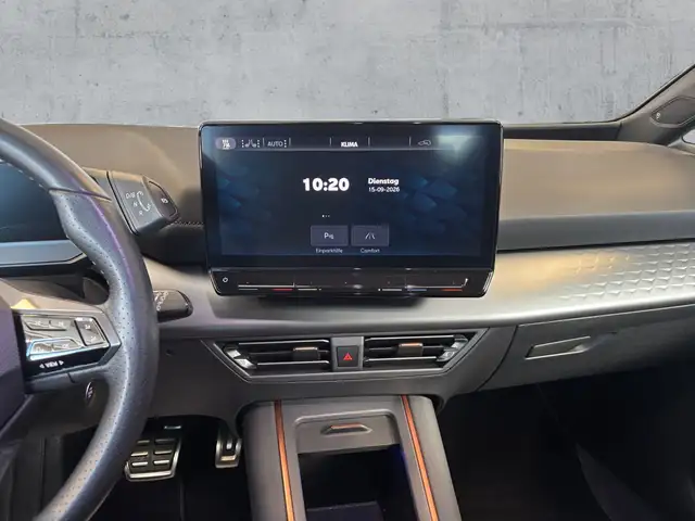 Cupra Born view 11