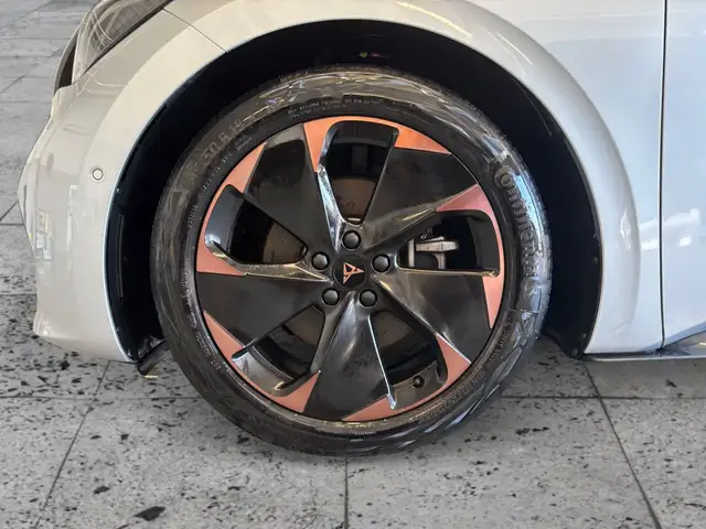 Cupra Born view 8