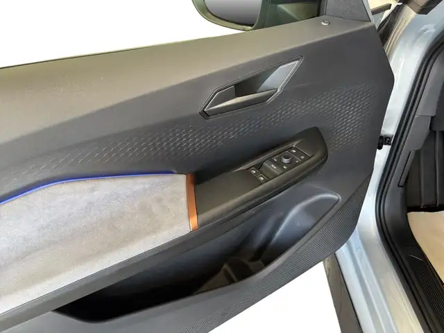 Cupra Born view 15