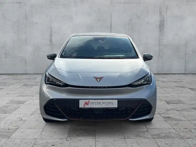 Cupra Born view 3