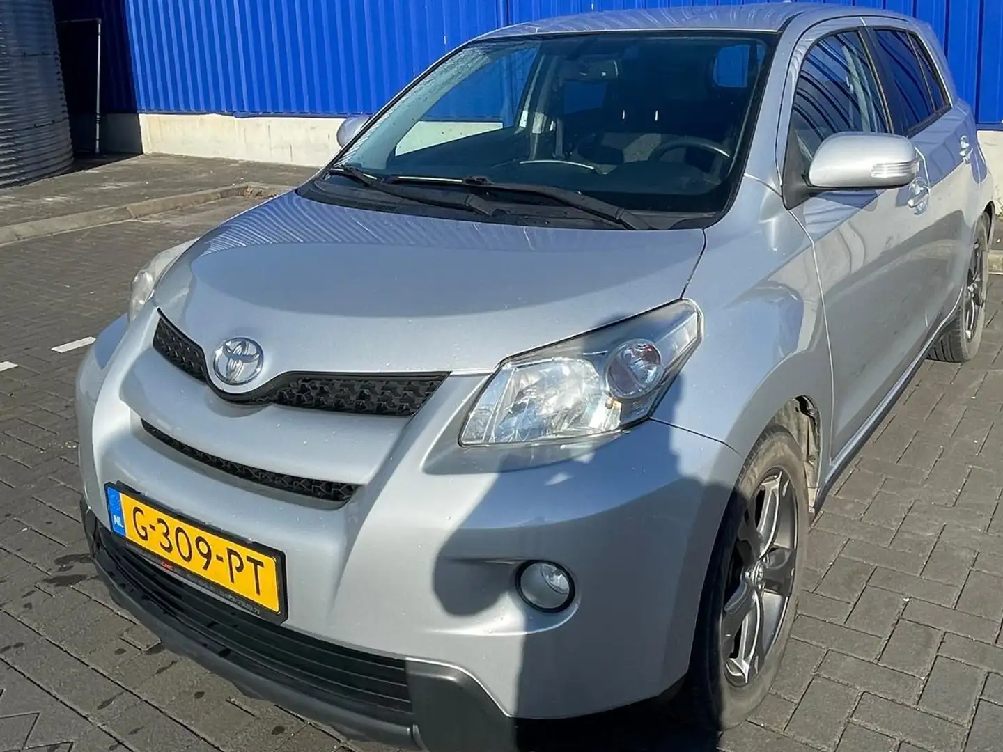 Toyota Urban Cruiser Urban Cruiser 1.3 VVT-i Comfort Zilver - 1