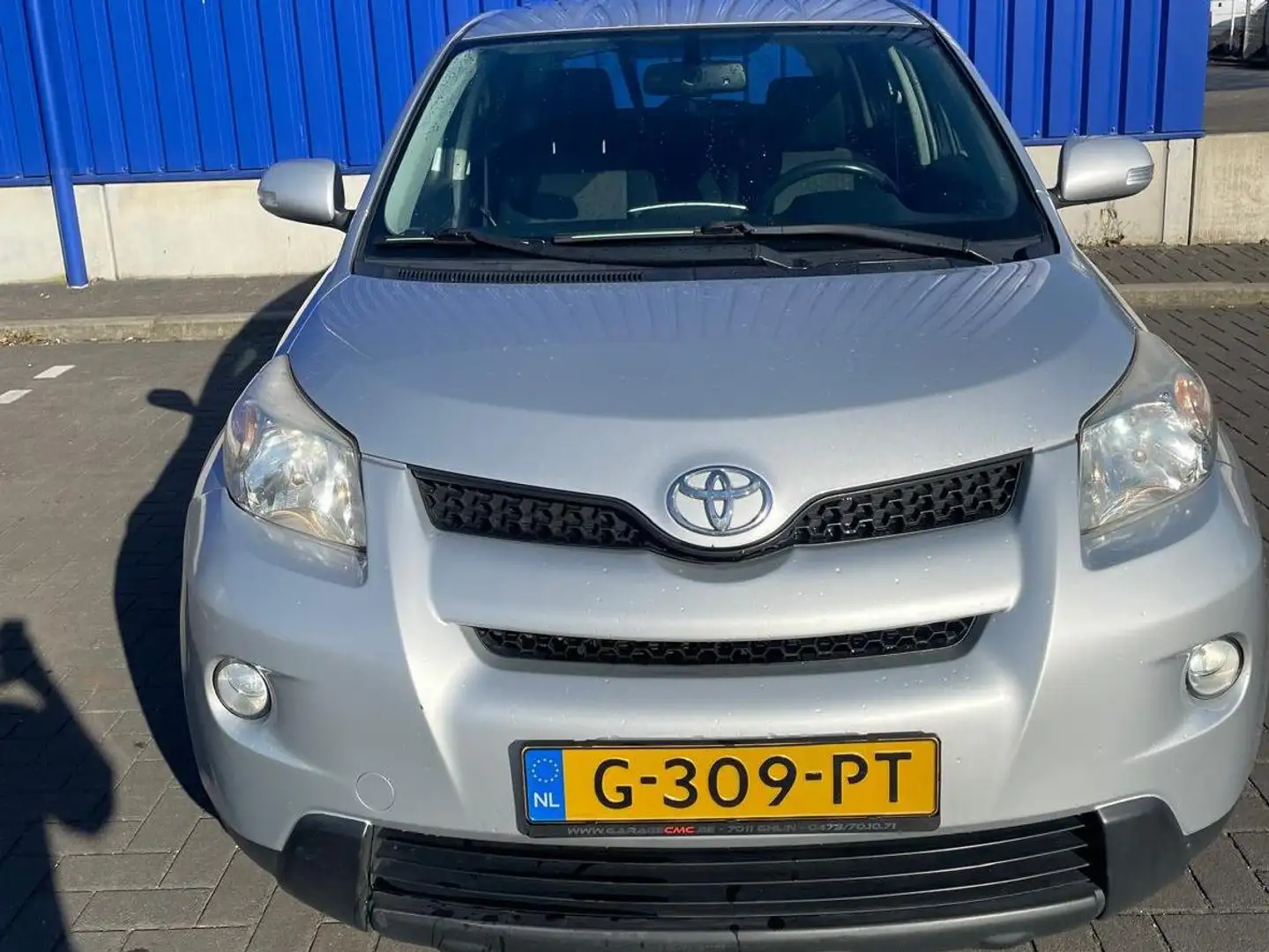 Toyota Urban Cruiser Urban Cruiser 1.3 VVT-i Comfort Zilver - 2