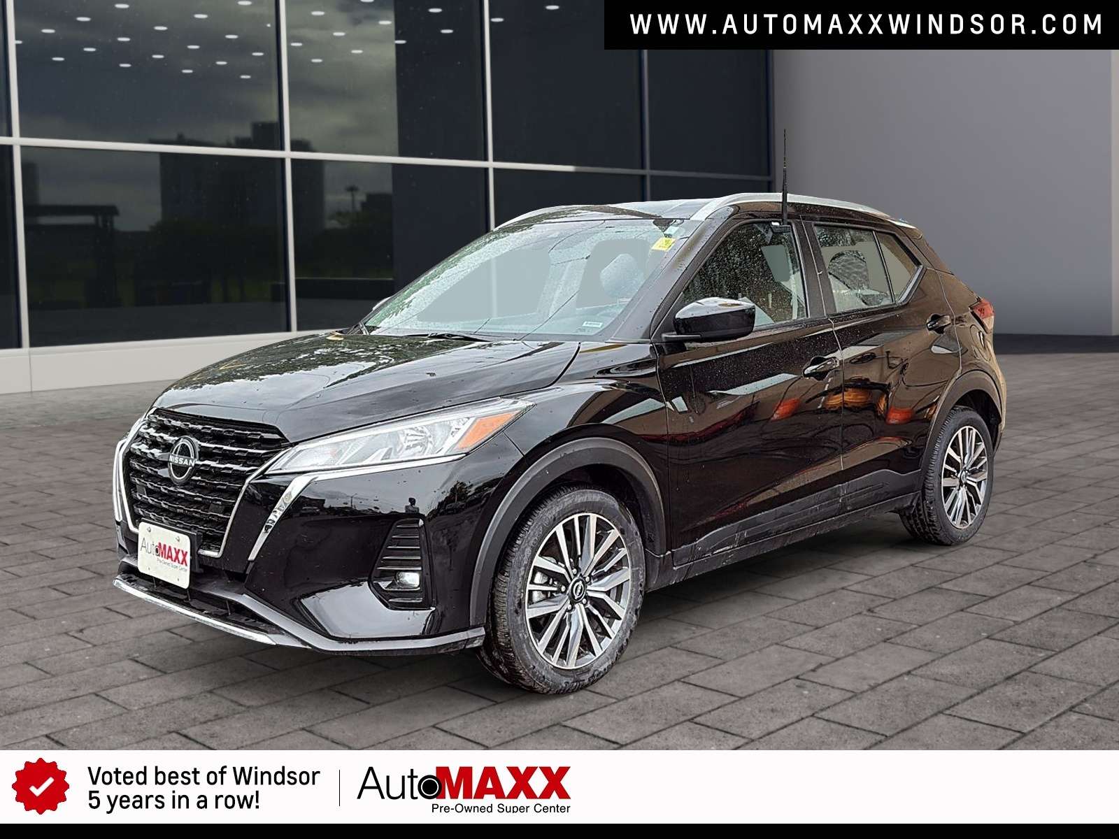 2025 Nissan Kicks SV | REMOTE START | HEATED SEATS | HEATED STEERING